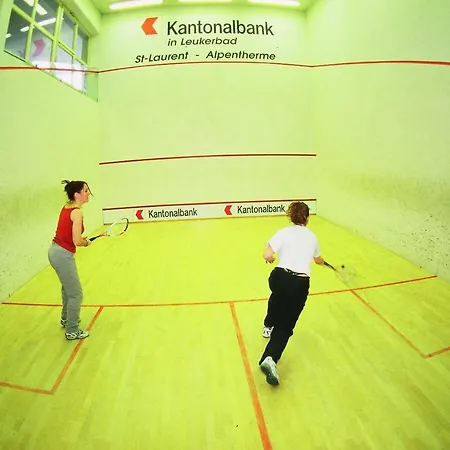 אתר קמפינג Mit Restaurant & Sportarena