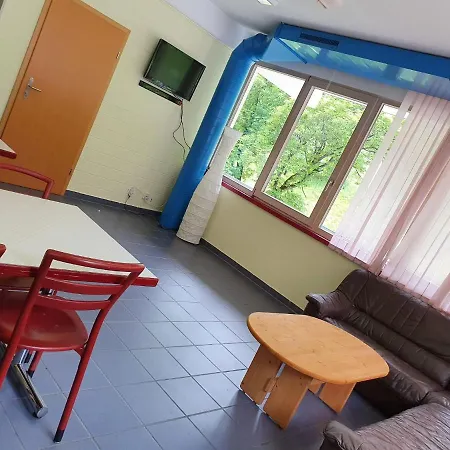 אתר קמפינג Mit Restaurant & Sportarena לויקרבאד