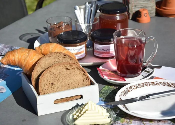 Camping Mit Restaurant & Sportarena Loèche-les-Bains