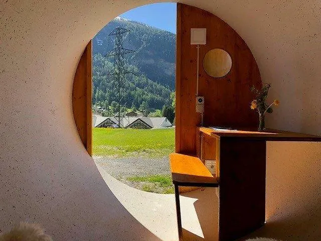 Mit Restaurant & Sportarena Camping *