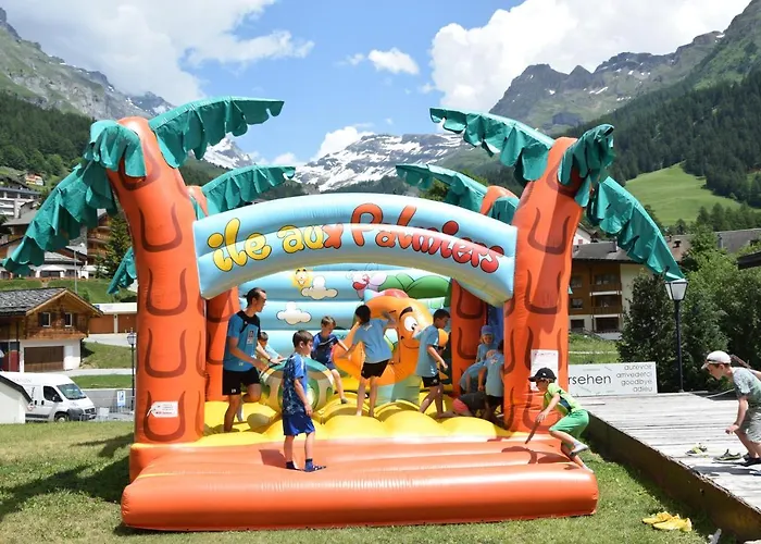 Camping Mit Restaurant & Sportarena Loèche-les-Bains