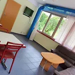 캠프장 Mit Restaurant & Sportarena 로이커바드